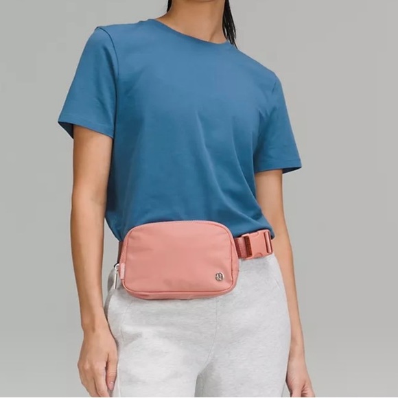 lululemon athletica Handbags - NWT Lululemon Everywhere Belt Bag-Pink Pastel. Key chain not included.